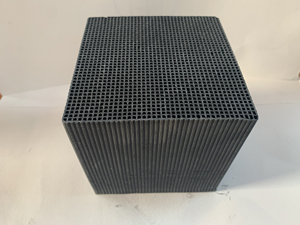 ��C����̿�Ǵ�׵ĺ�߀��С�׵ĺ���